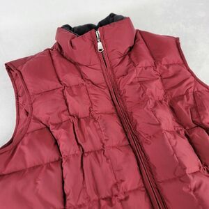 Eddie Bauer Vest M Maroon Down Fill Quilted Puffer Full Zip Women Jacket Pockets